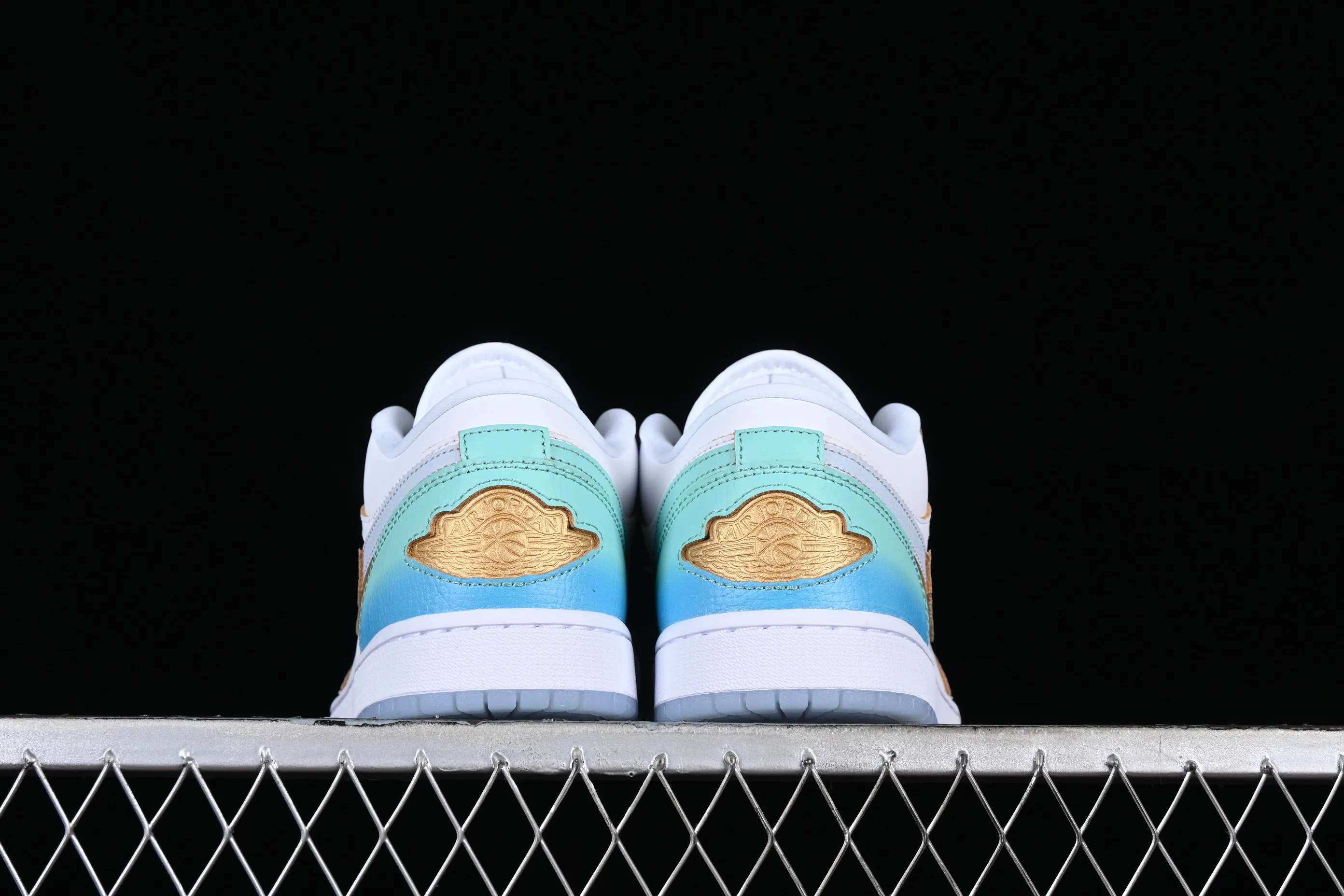 All categories Air Jordan Jordan series basketball shoes Air Jordan 1 Low G version pure original Air Jordan 1 Low AJ1 Joe 1 sea salt blue low-top cultural casual sneakers FN8899-131
